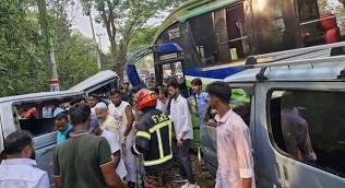 Death toll reaches 10 in Chattogram bus-microbus collision