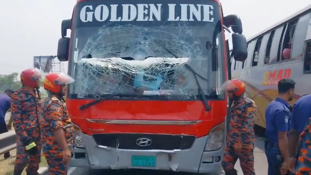 Expectant mother among 5 killed as bus hits ambulance on expressway