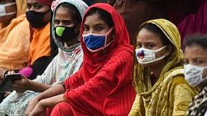 Influenza Infects 6 in  10, Sparking Alarm