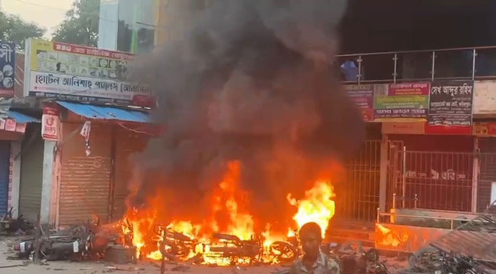 25 Injured in Clash Between Two BNP Factions in Faridpur