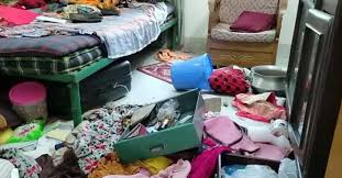 Robbery in Rajbari: Gold Ornaments Worth Tk 20 Lakh Looted