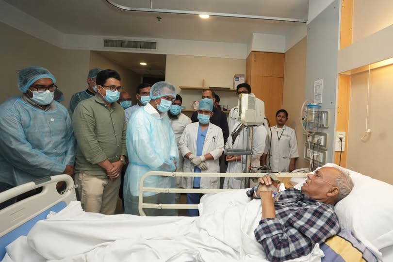 Tarique Rahman Visits Hospital to See Ailing Ruhul Kabir Rizvi