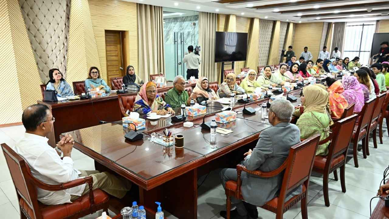 PM Directs Women MPs   on Development Work