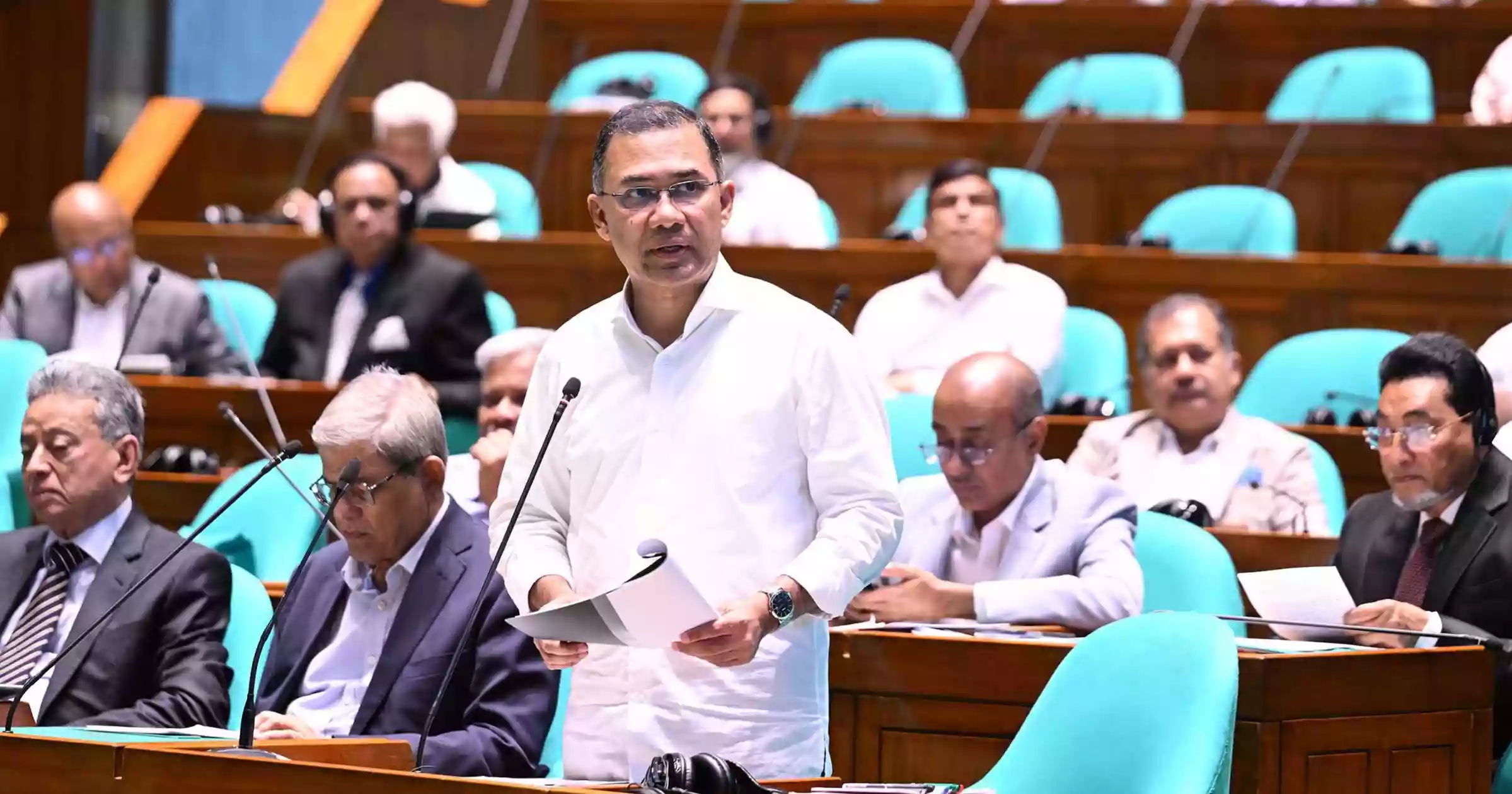 PM Calls for United Front Against Fascism