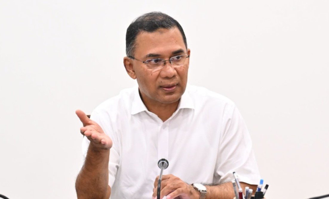 PM Urges People to Stay Alert Against Rumors