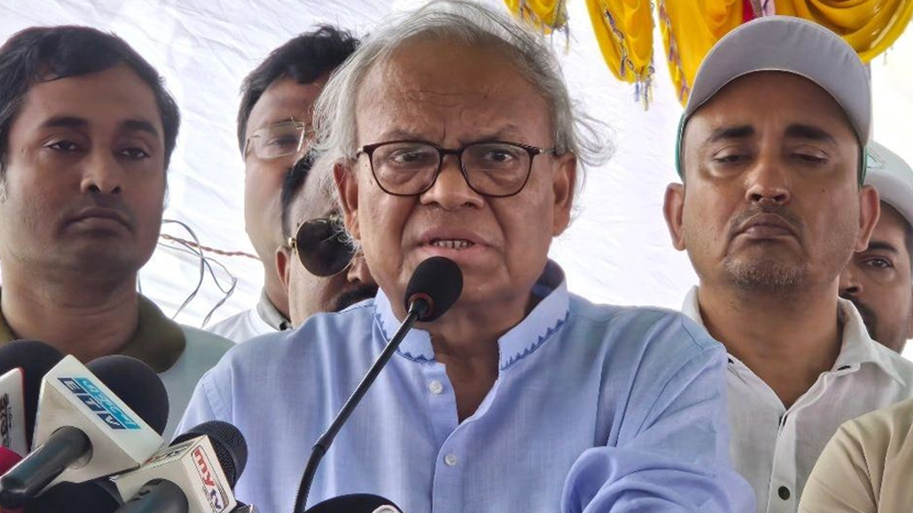 Rizvi Accuses Jamaat of Trying to Tarnish Government’s Image